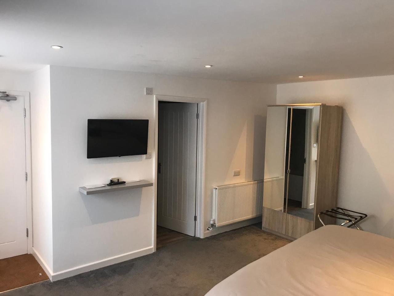 Fornham Guest House チャーツィー エクステリア 写真