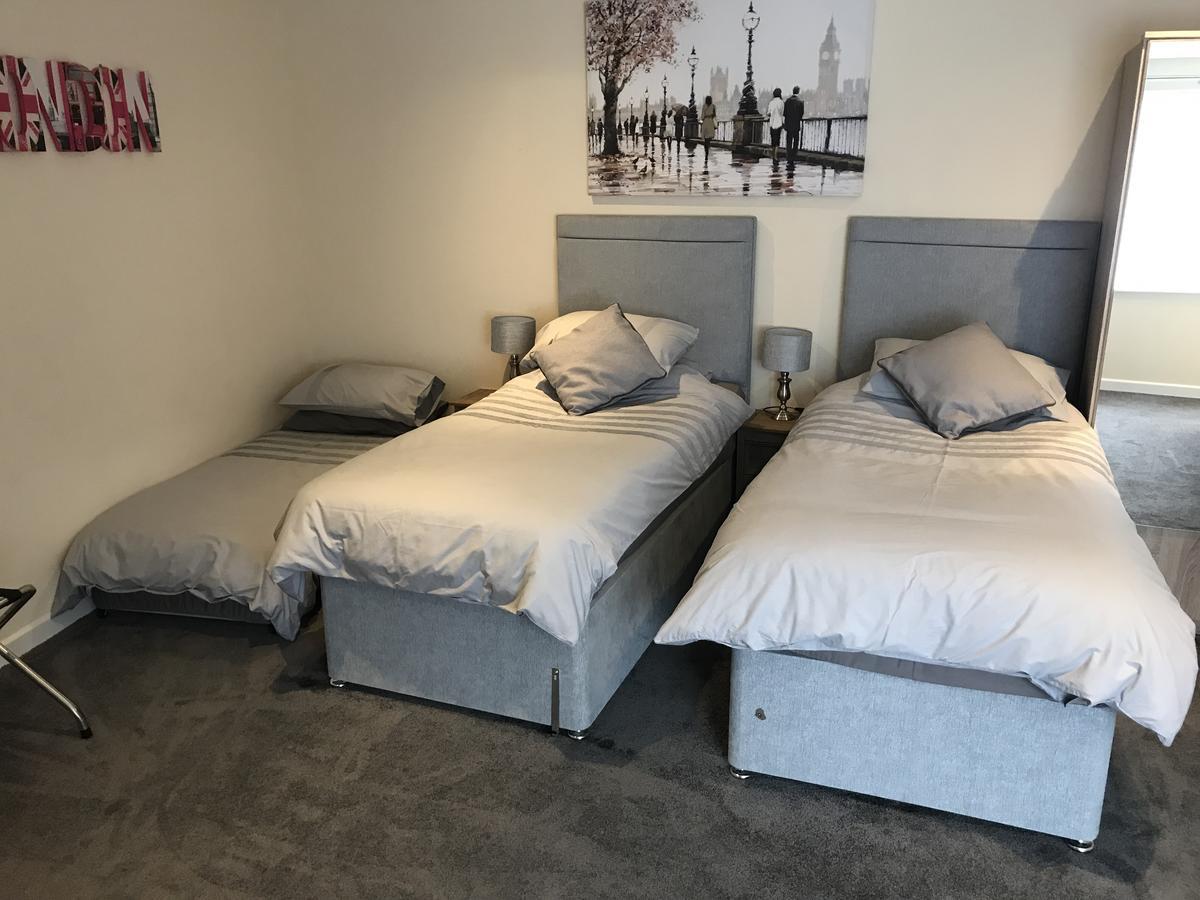 Fornham Guest House チャーツィー エクステリア 写真